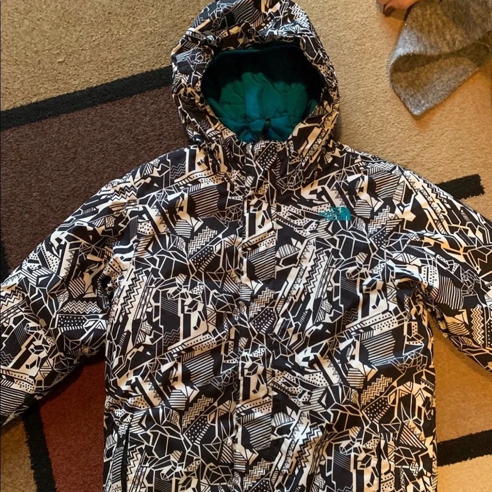 Boys/Girls North Face Jacket size Large